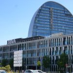 BBVA anticipa un crecimiento más moderado y “menos virtuoso” Sede Central del BBVA en Madrid