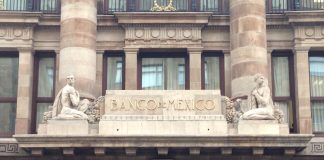 Fachada del Banco de México